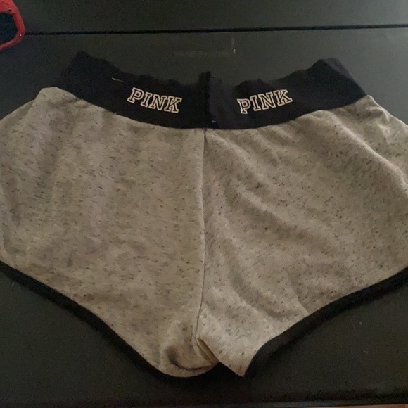 Victoria secret pink shorts - Picture 2 of 2